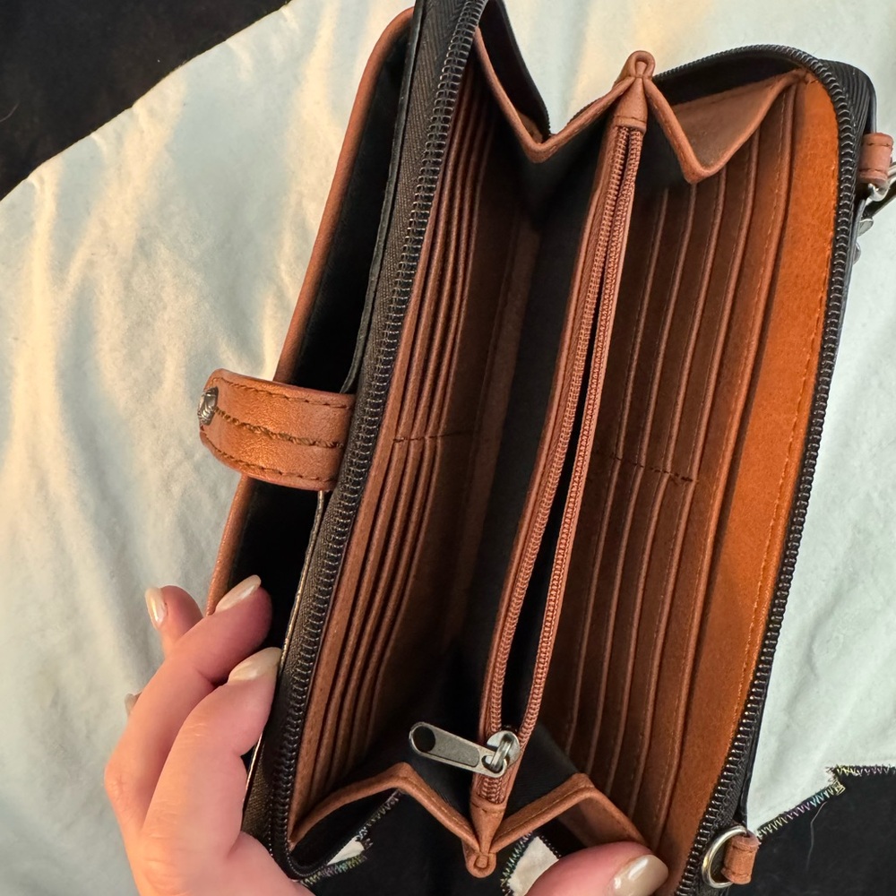 Sak Wallet Wristlet